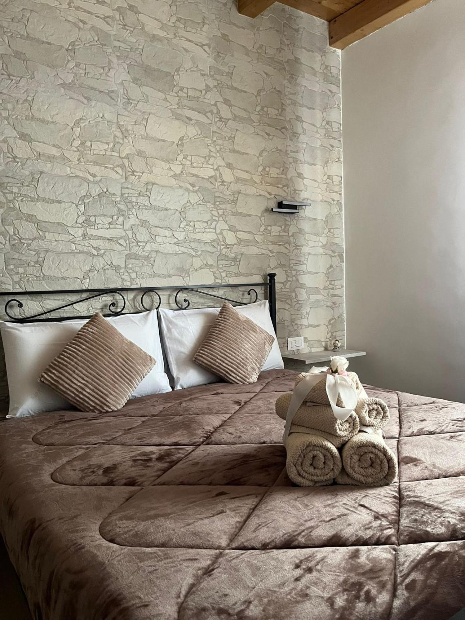New House Hotell Fiumicino Eksteriør bilde