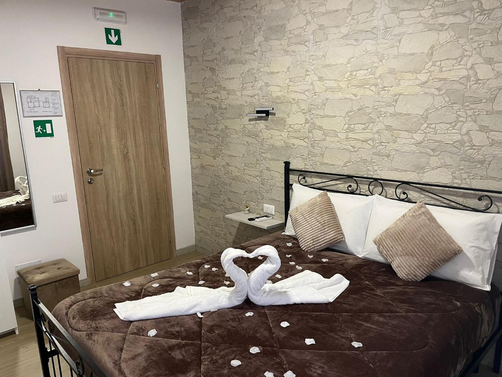 New House Hotell Fiumicino Eksteriør bilde